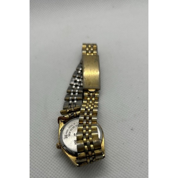 Vtg Seiko Diamond Quartz Watch Ladies Safety - Picture 4 of 4